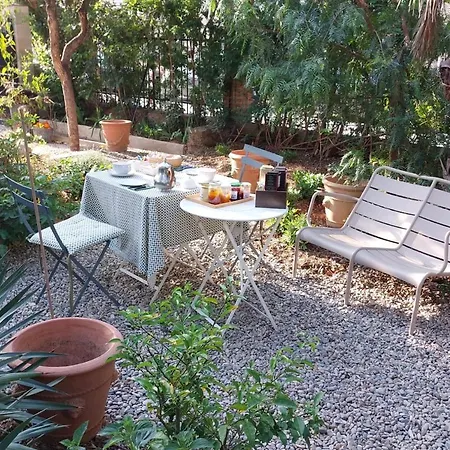 La villa des Amandiers-3